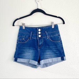 YMI Wanna Betta Butt High Rise Shorts Size 1